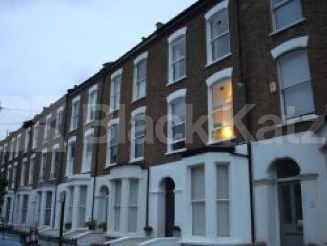 			New Instruction, 3 Bedroom, 1 bath, 1 reception Flat			 Cheverton Road, Highgate Boarders
